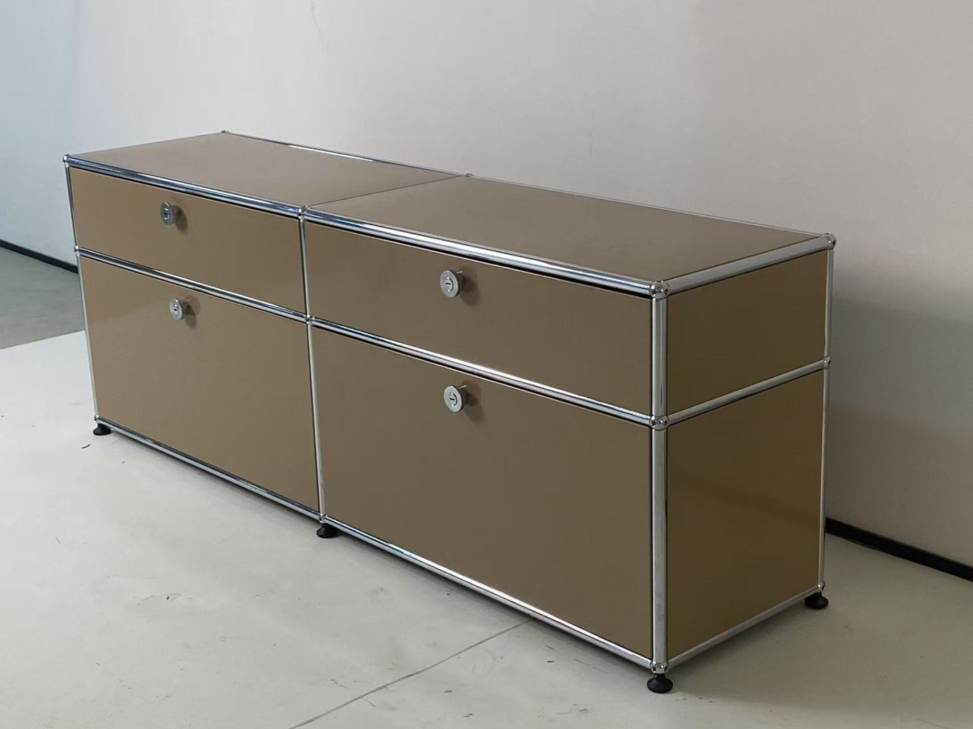 Chrome tech Double Storage unit