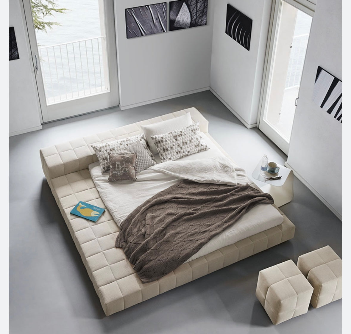 Cube bed (Queen size)