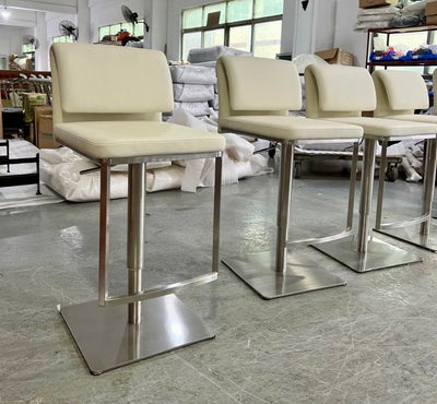 Nuform bar / Counter stools