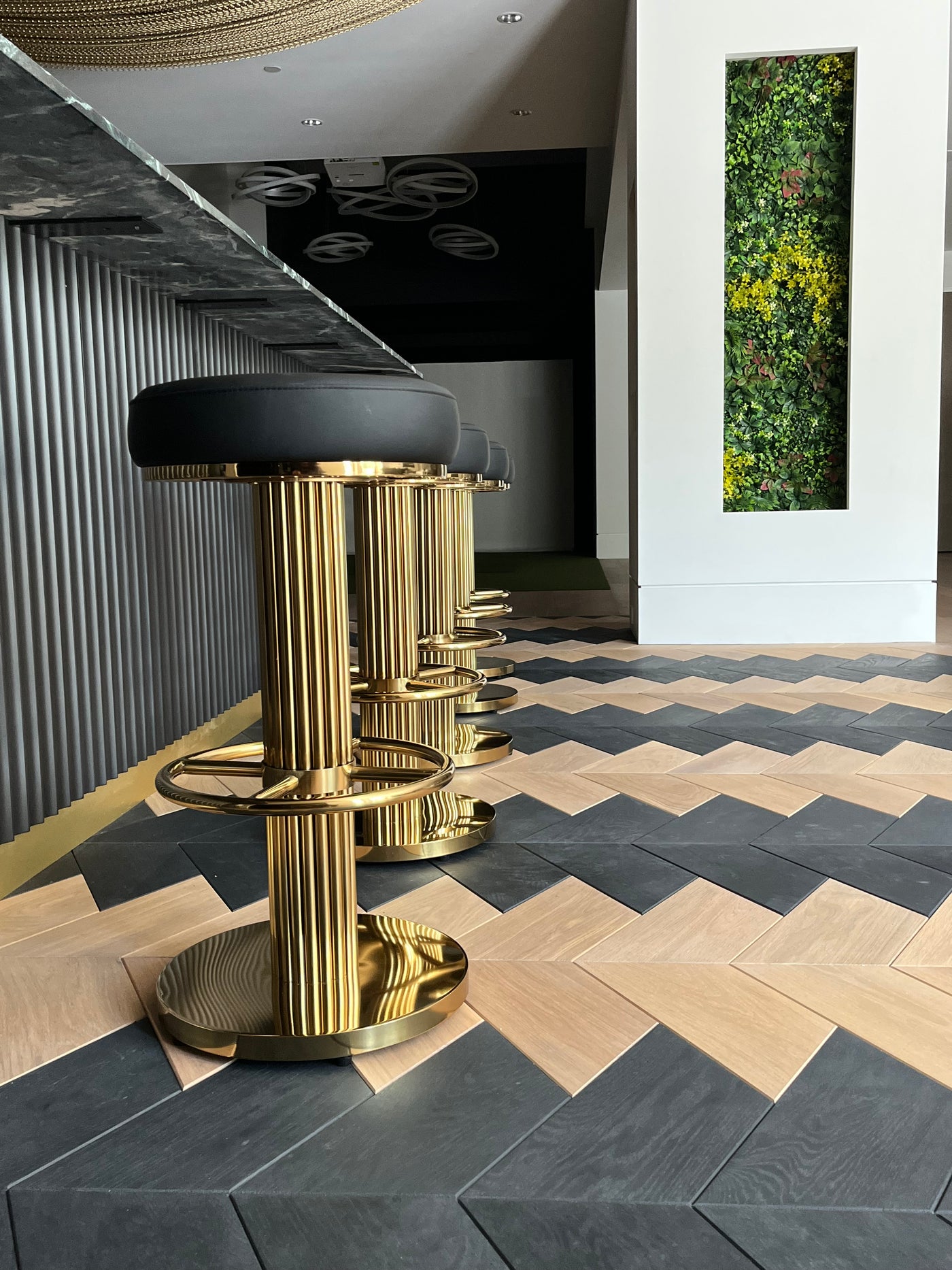 Gatsby bar stools
