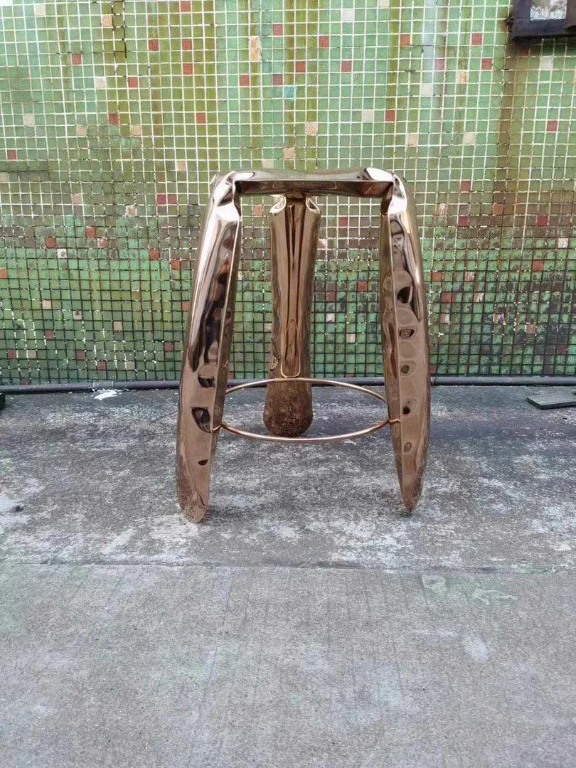 Bend stool