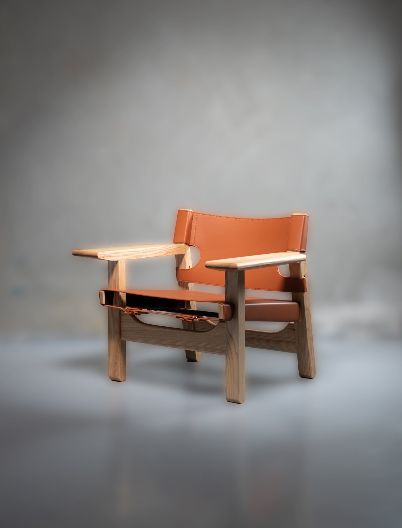 Spanish chair ( Camel brown )