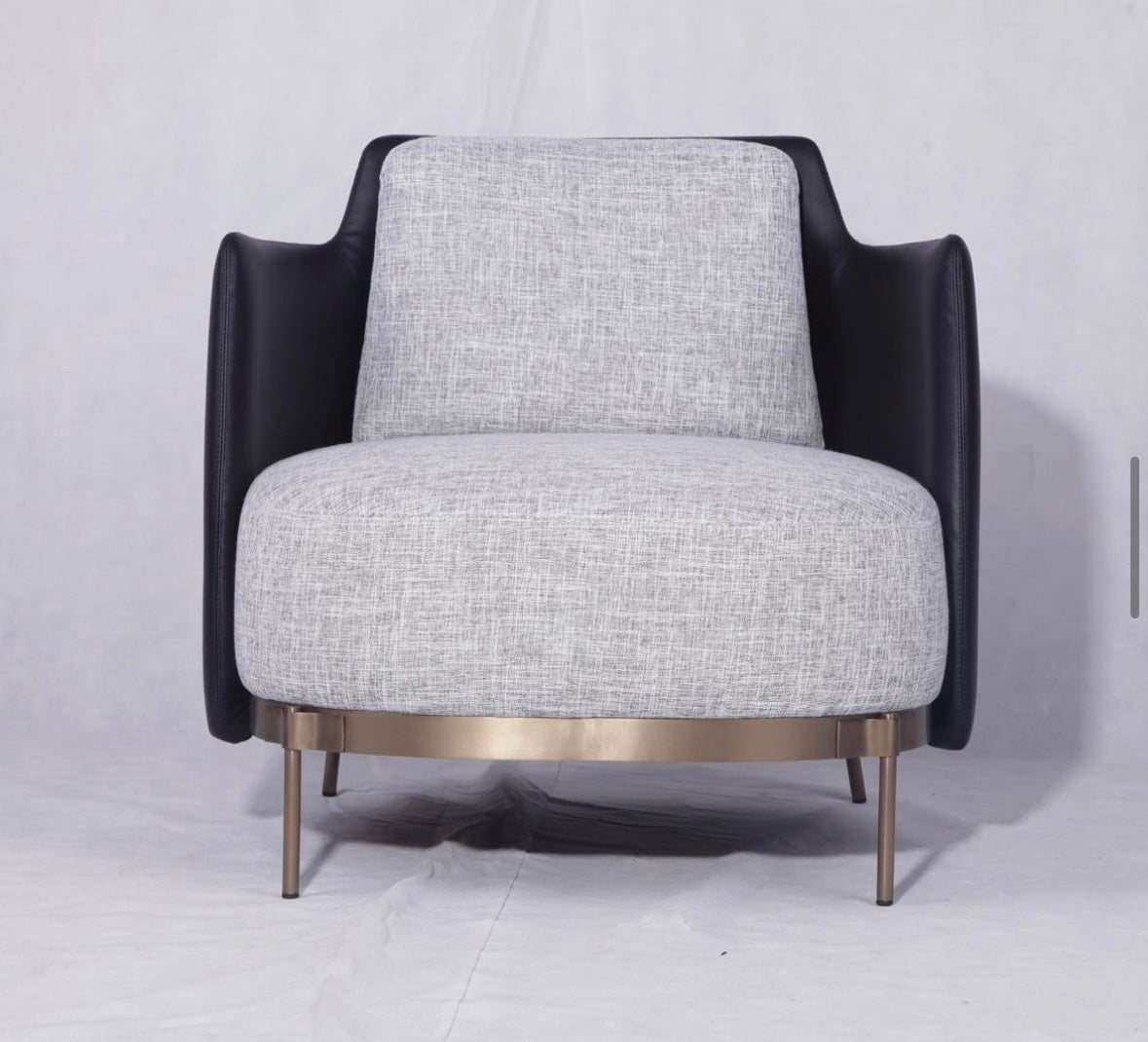 Mara Arm chair