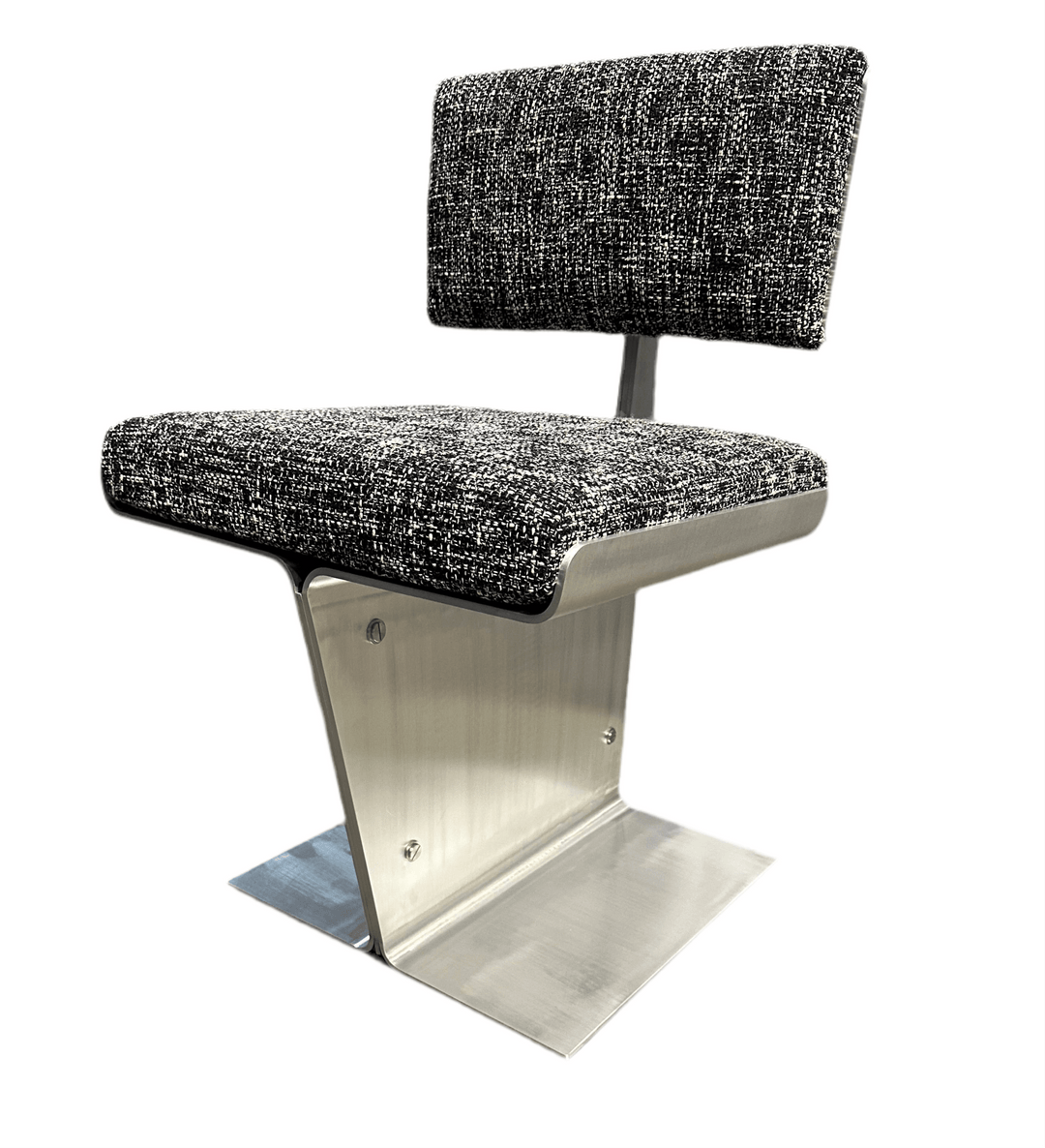 Industry chair – Retro modern designs