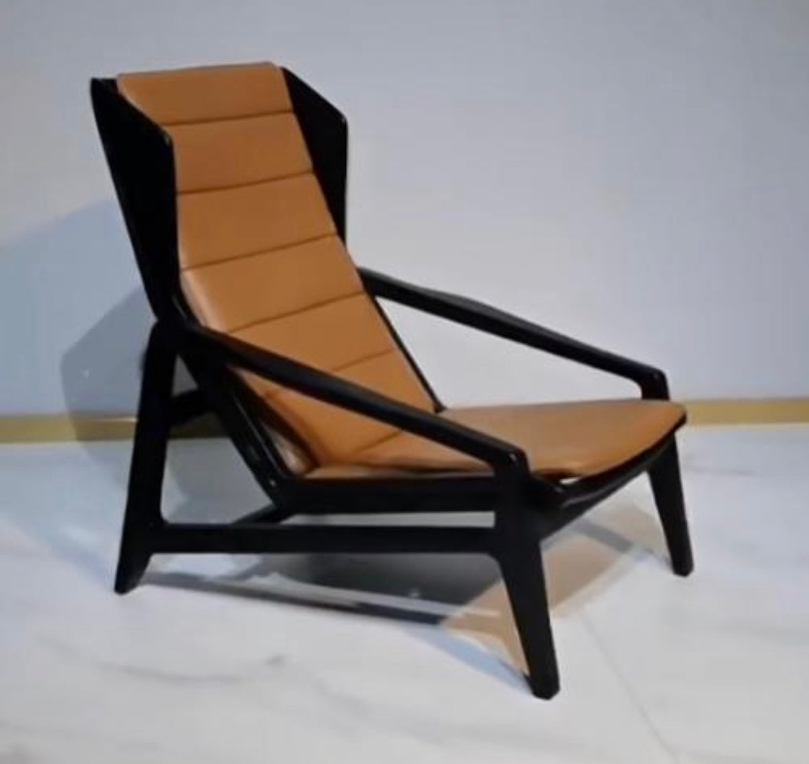 Gio Lounge chair