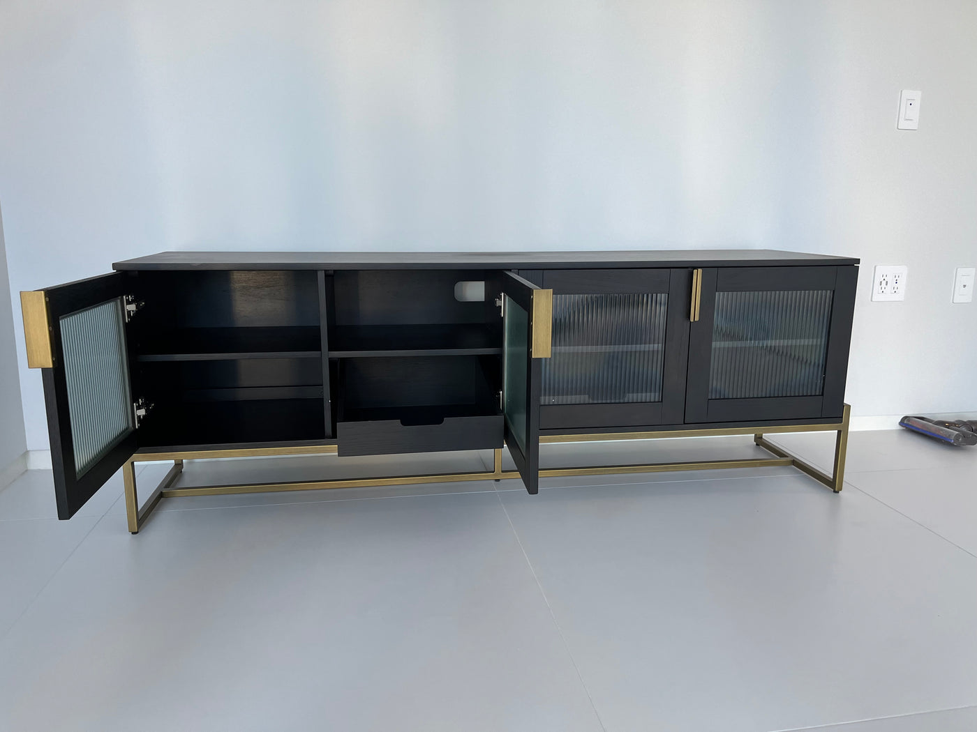 sideboard