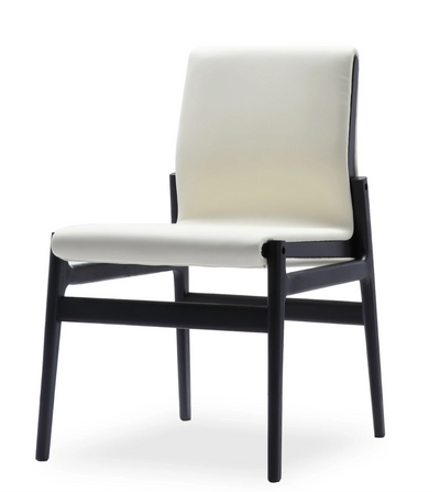 Moller chair