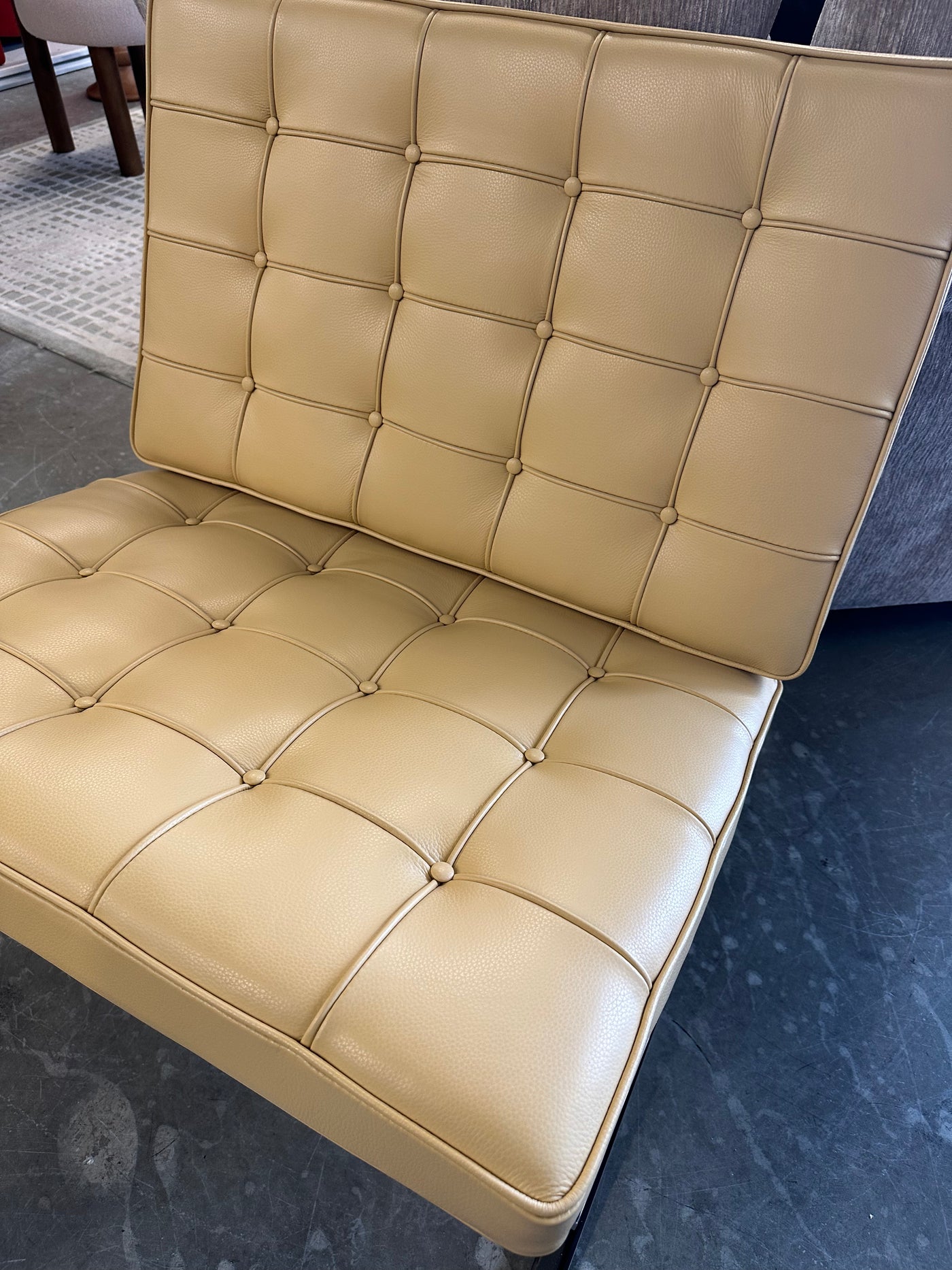 Barcelona Chair (Tan leather)