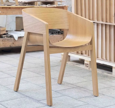 Bend chair