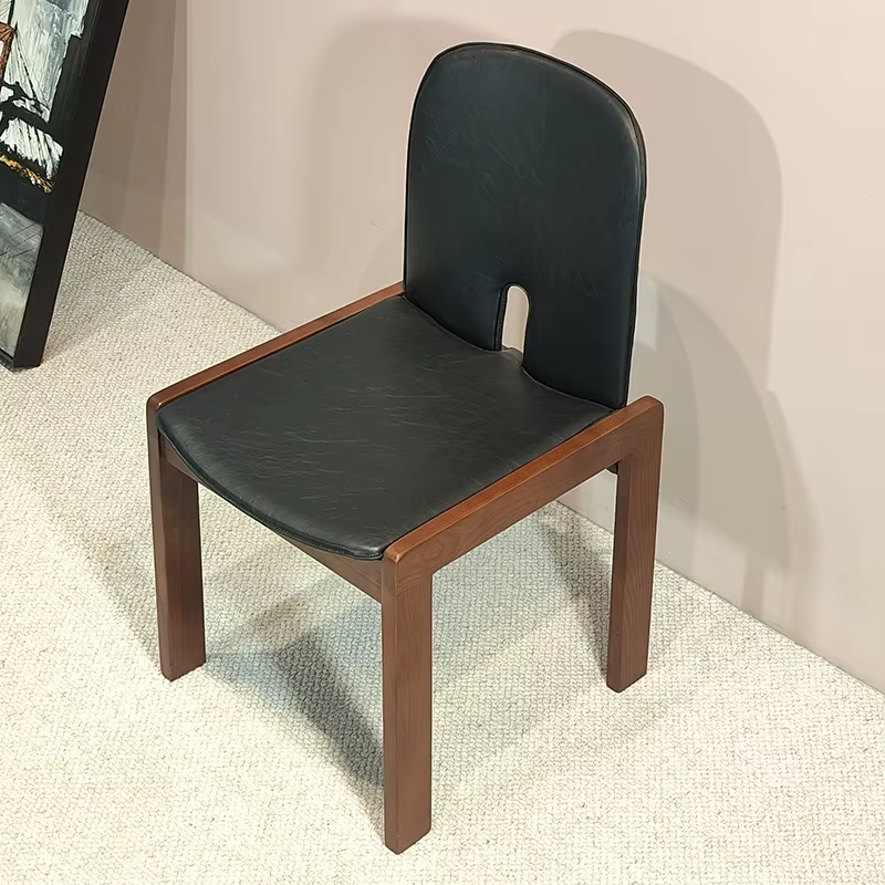 Scarpa dining chair