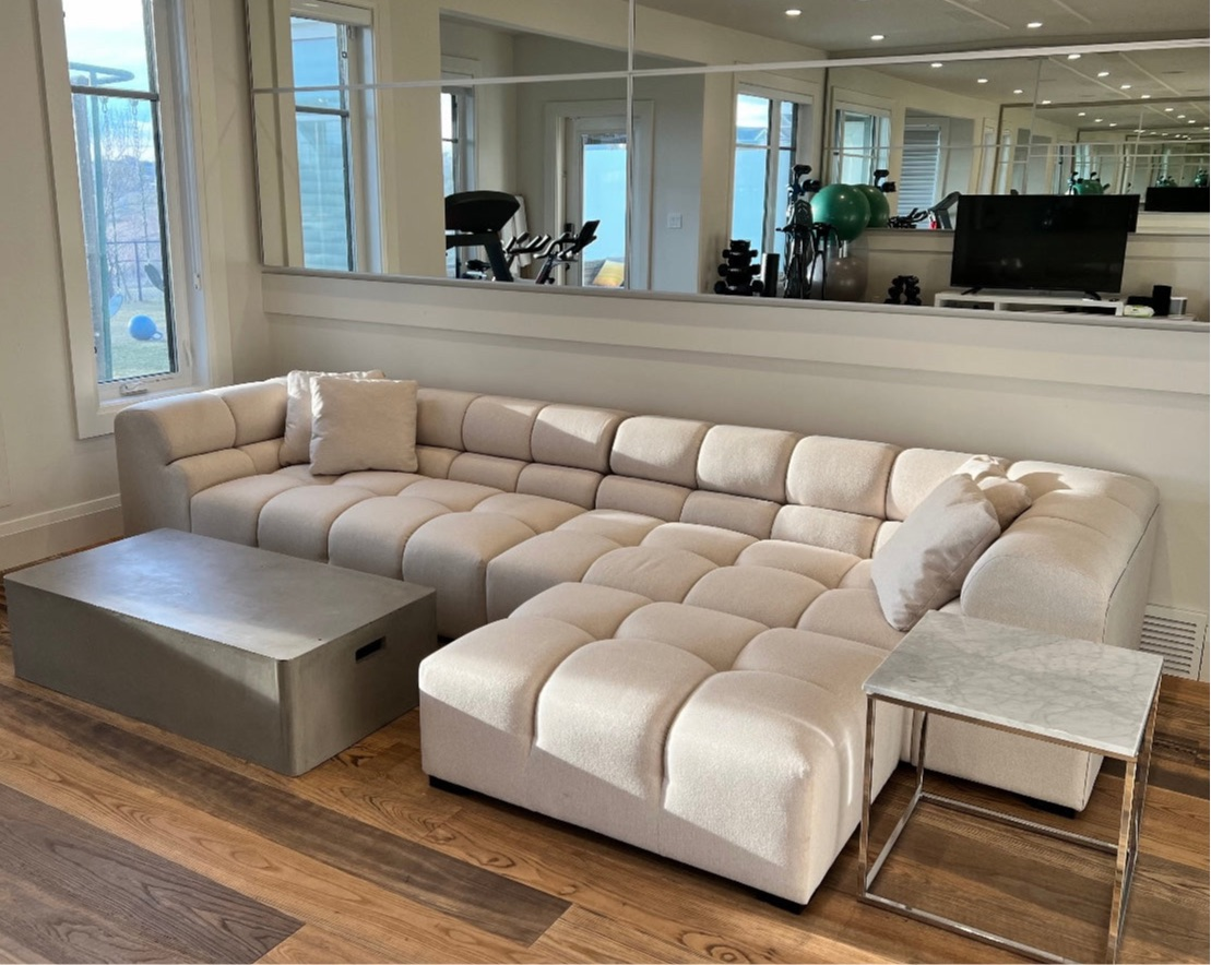 Tufty delux Sofa - Retro Modern Designs