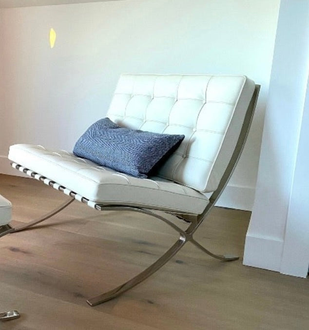 White leather Barcelona chair - Retro Modern Designs